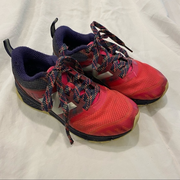 Girls New Balance Nitrel Fuel Core sz.13 Pink & Purple All Terrain - Picture 4 of 8